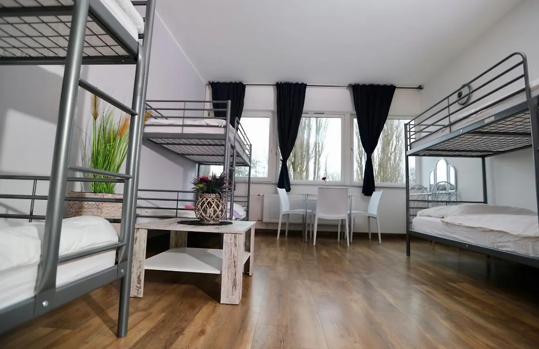 Elsaesser Hostel-1